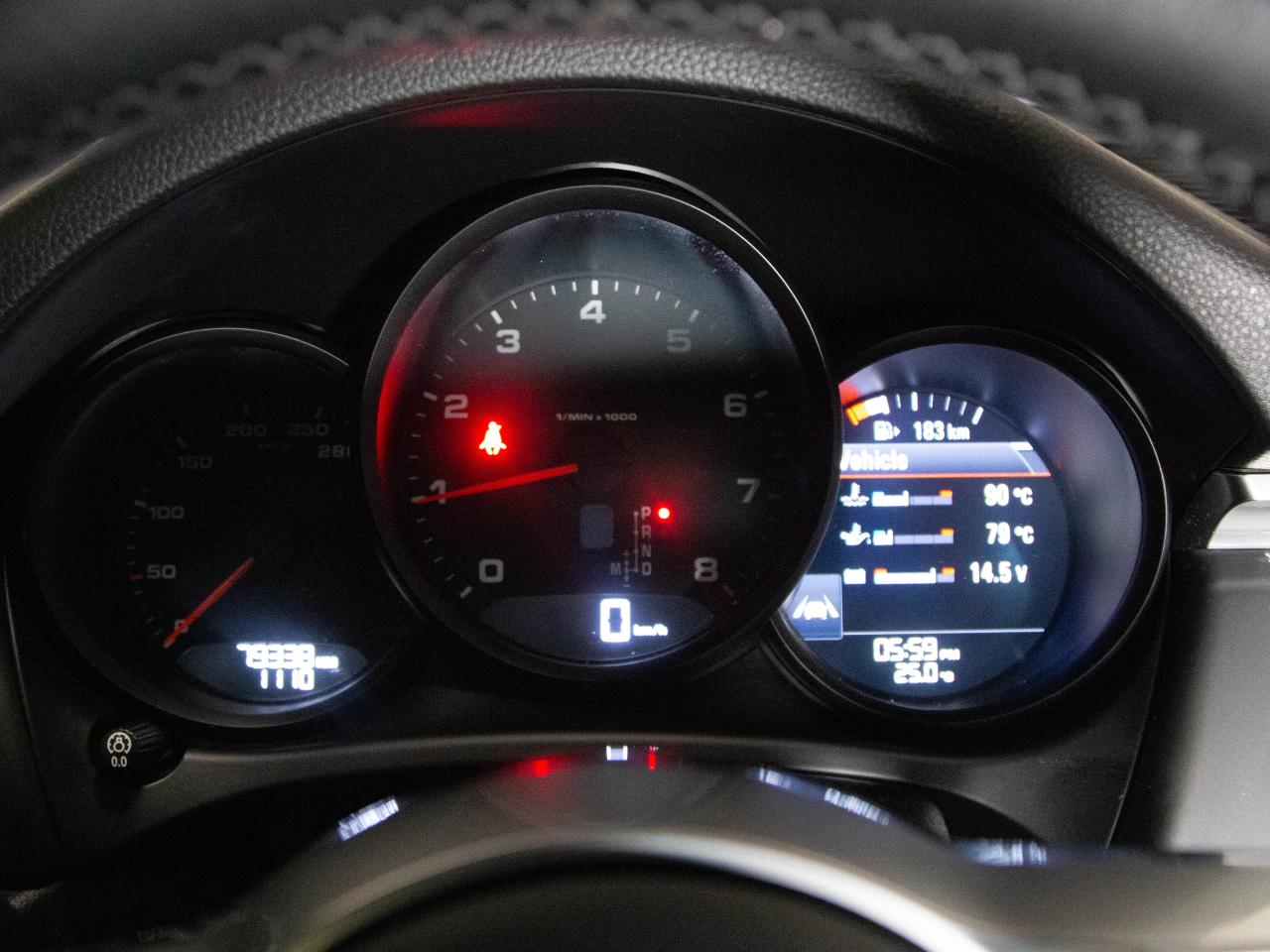 2021 Porsche Macan PREMIUM PLUS PKG | BOSE | PANO Photo