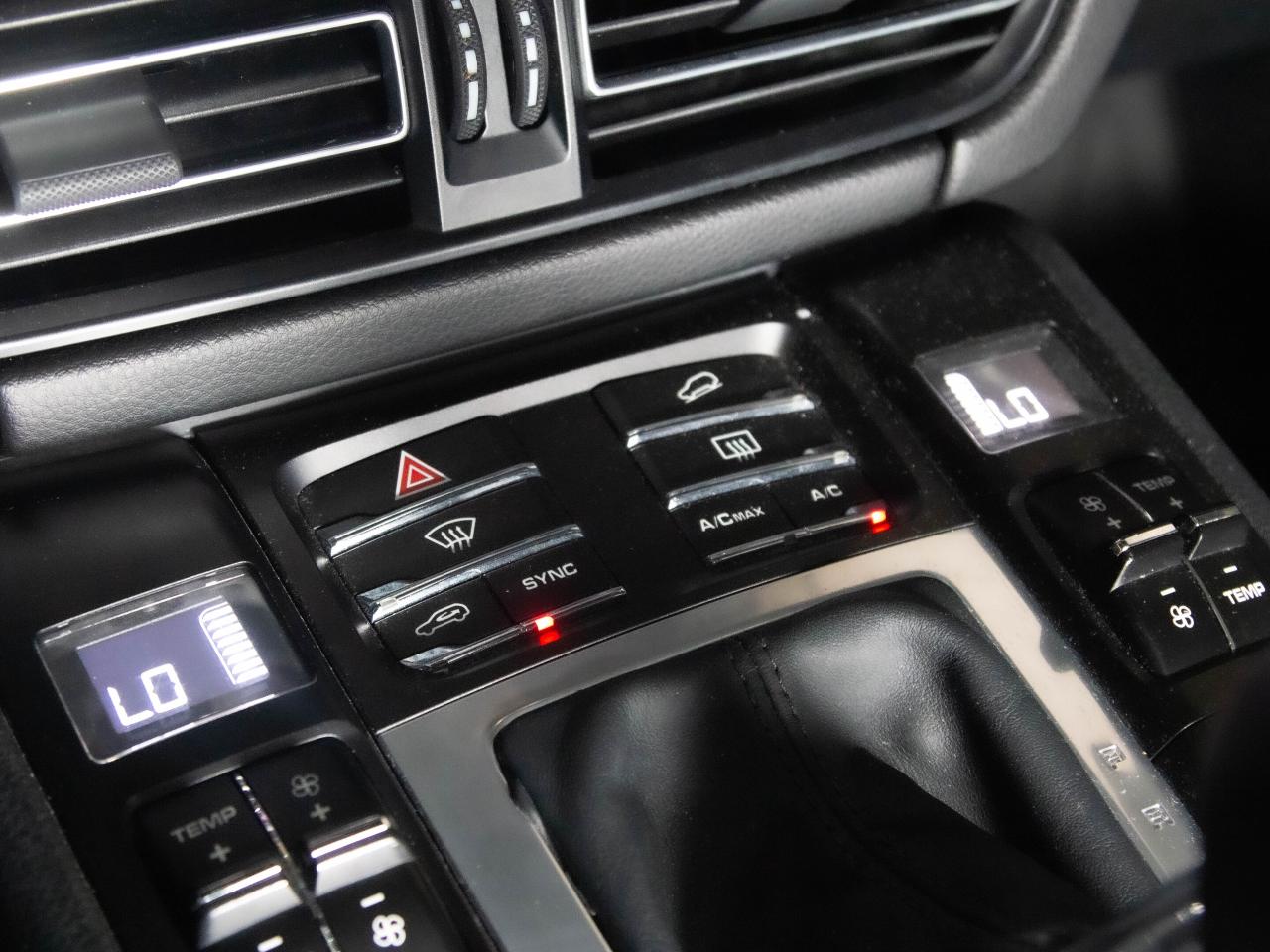 2021 Porsche Macan PREMIUM PLUS PKG | BOSE | PANO Photo