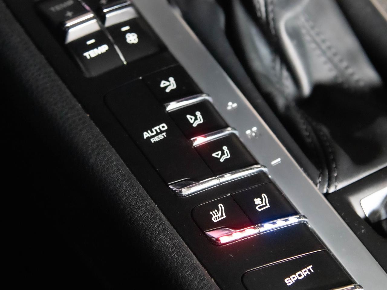 2021 Porsche Macan PREMIUM PLUS PKG | BOSE | PANO Photo