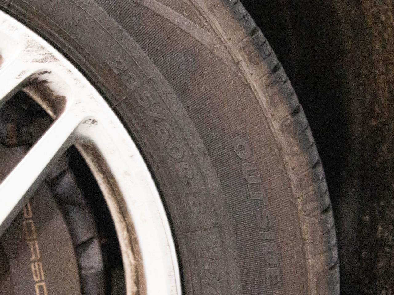 2021 Porsche Macan PREMIUM PLUS PKG | BOSE | PANO Photo