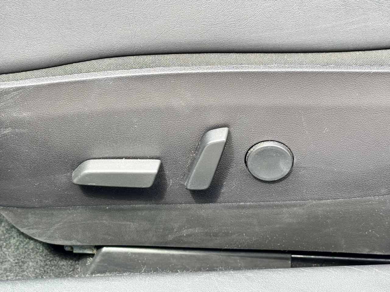 12637557