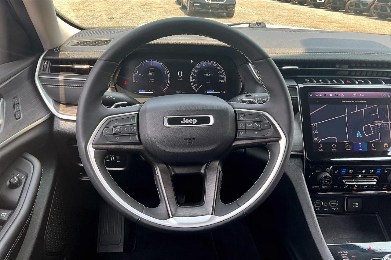 2023 Jeep Grand Cherokee Limited | Heated Seats | Remote Start | 4x4 Photo