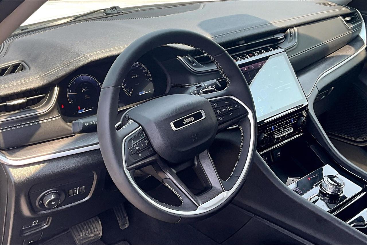 2023 Jeep Grand Cherokee Limited | Heated Seats | Remote Start | 4x4 Photo