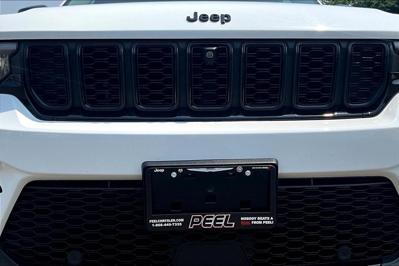 2023 Jeep Grand Cherokee Limited | Heated Seats | Remote Start | 4x4 Photo