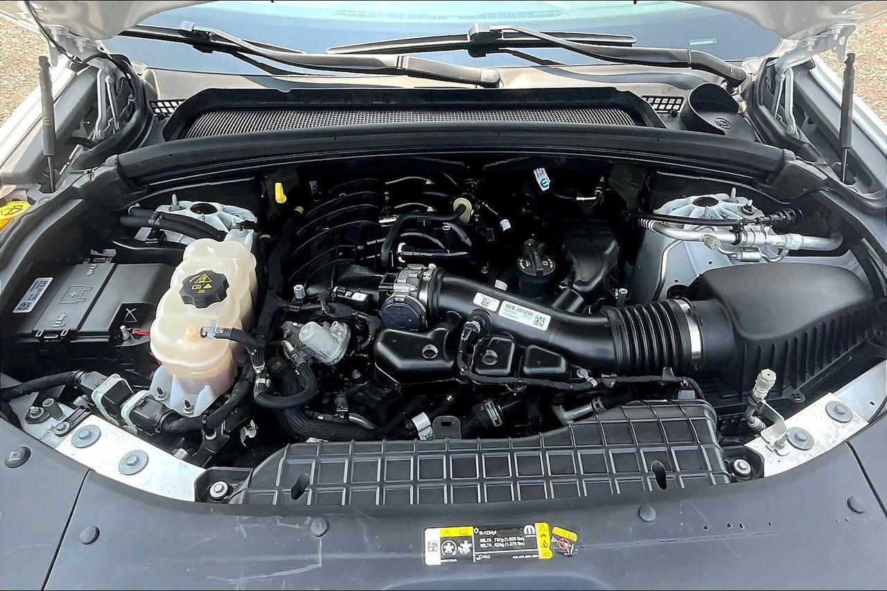 2023 Jeep Grand Cherokee Limited | Heated Seats | Remote Start | 4x4 Photo