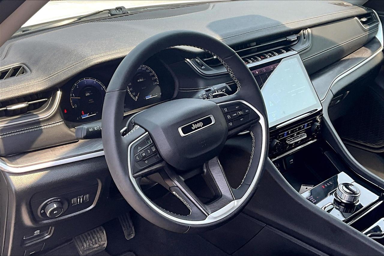 2023 Jeep Grand Cherokee Limited | Heated Seats | Remote Start | 4x4 Photo