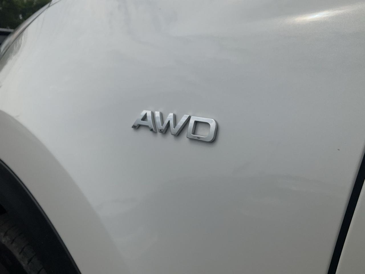12637686