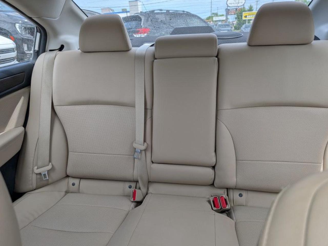 2015 Subaru Legacy 3.6R Limited  **LOW KMS - EYESIGHT** Photo