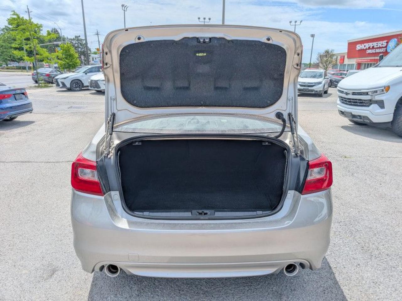 2015 Subaru Legacy 3.6R Limited  **LOW KMS - EYESIGHT** Photo