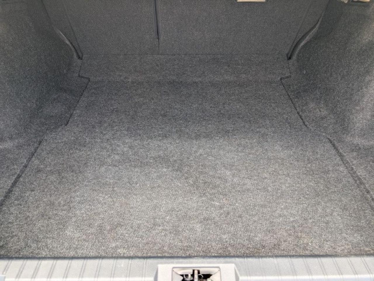 2015 Subaru Legacy 3.6R Limited  **LOW KMS - EYESIGHT** Photo