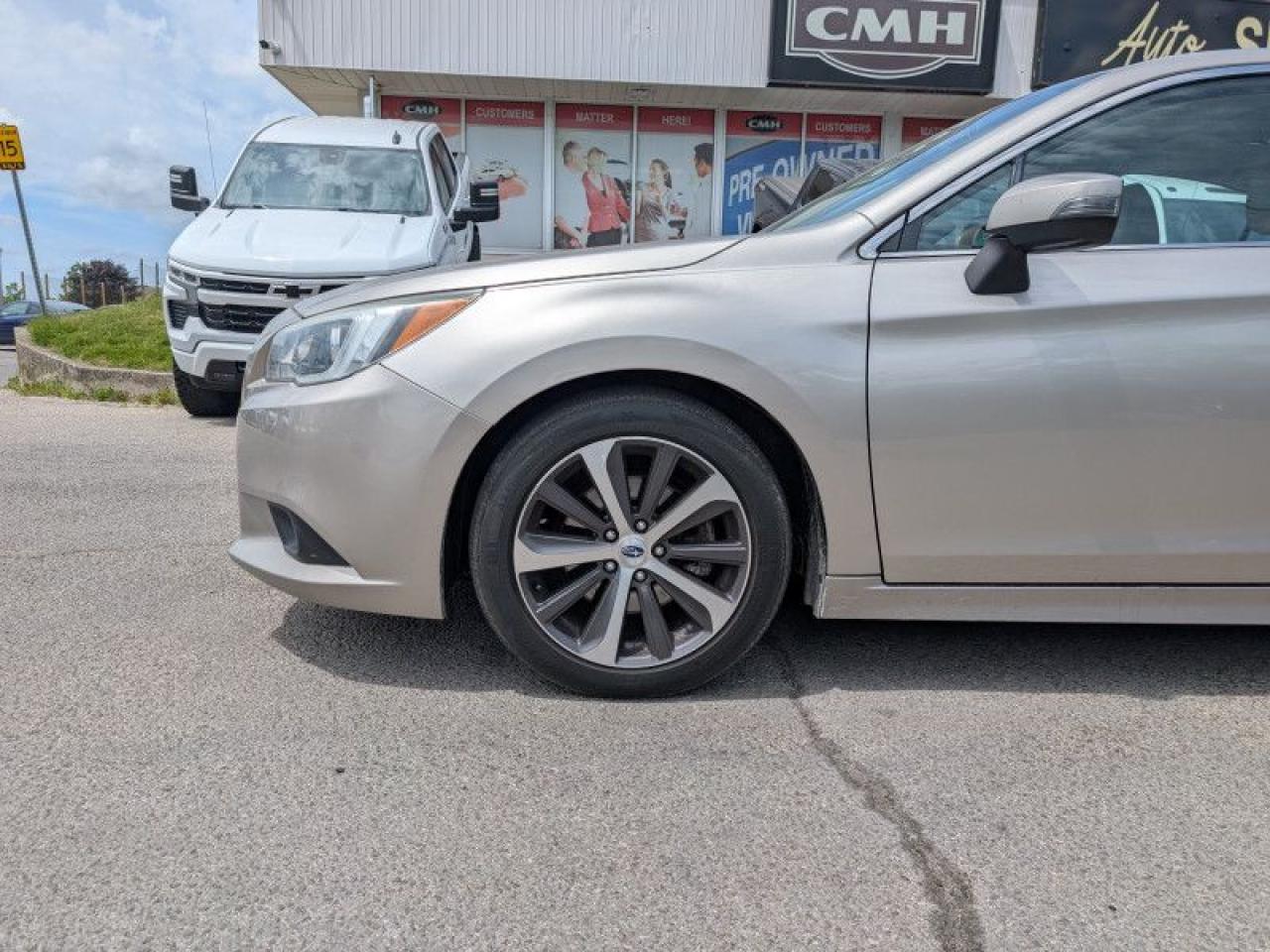 2015 Subaru Legacy 3.6R Limited  **LOW KMS - EYESIGHT** Photo