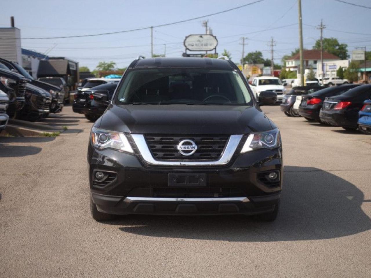 2019 Nissan Pathfinder 4x4 SV Tech  **HTD SW - REM. START** Photo4