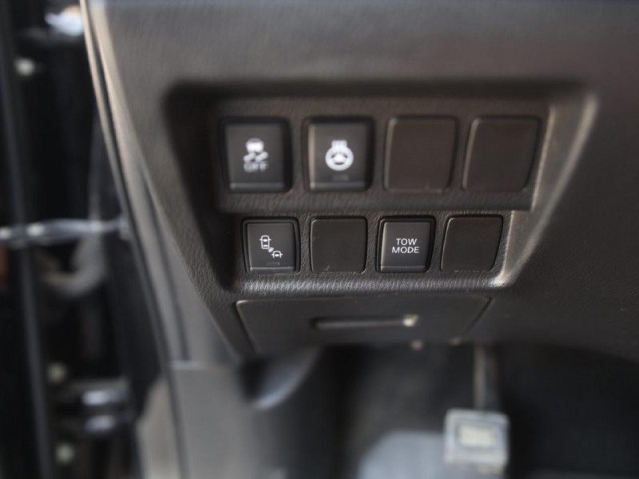 2019 Nissan Pathfinder 4x4 SV Tech  **HTD SW - REM. START** Photo