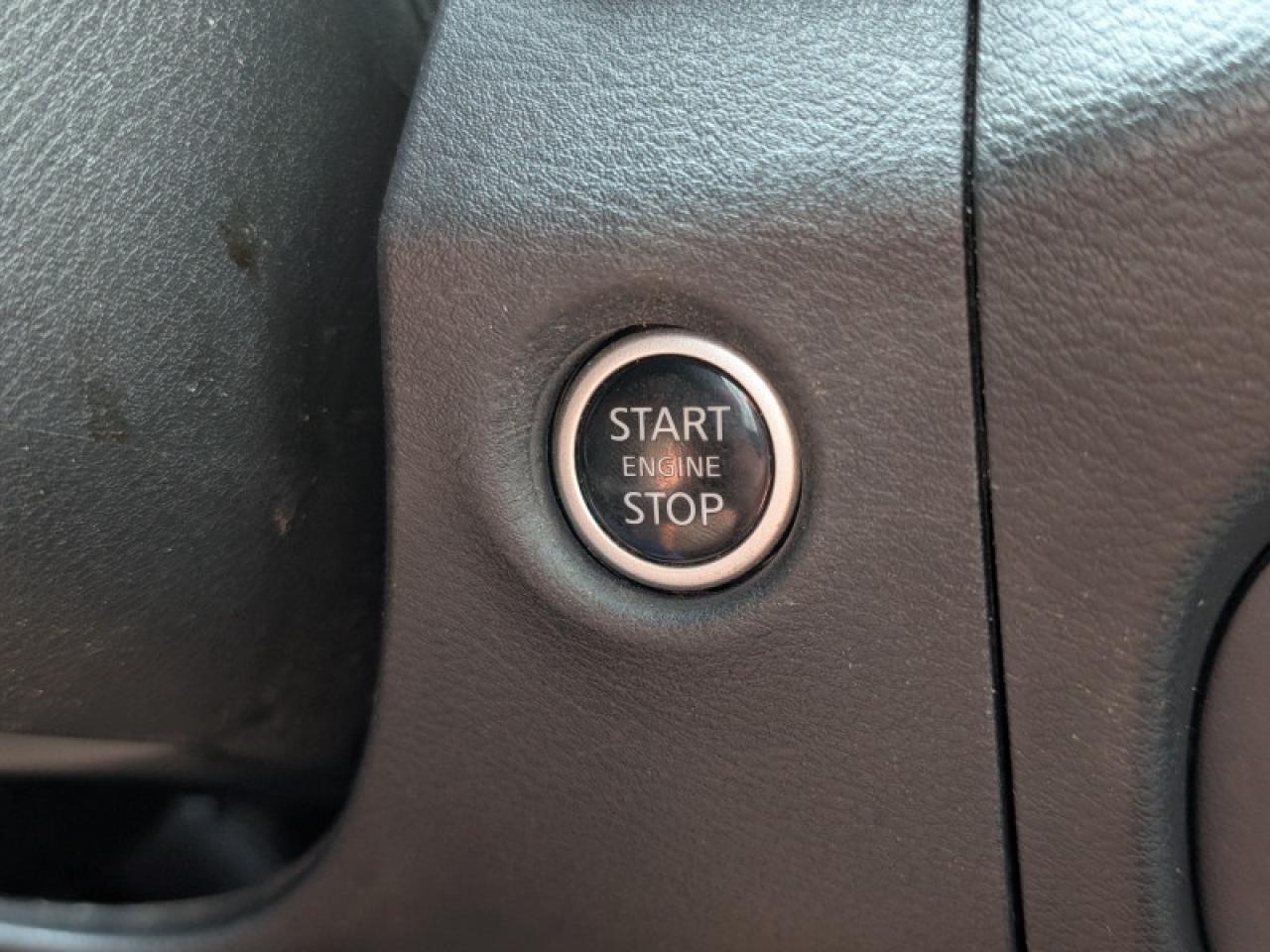 2023 Nissan Frontier S  **ADAP CC -BLIND SPOT - LANE SAFETY** Photo