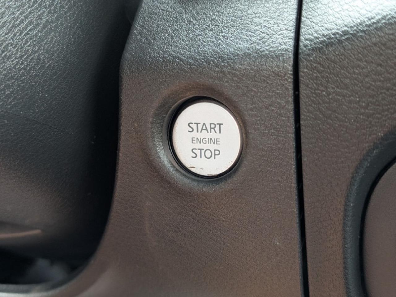2022 Nissan Frontier S  **GREAT SAFETY FEATURES** Photo