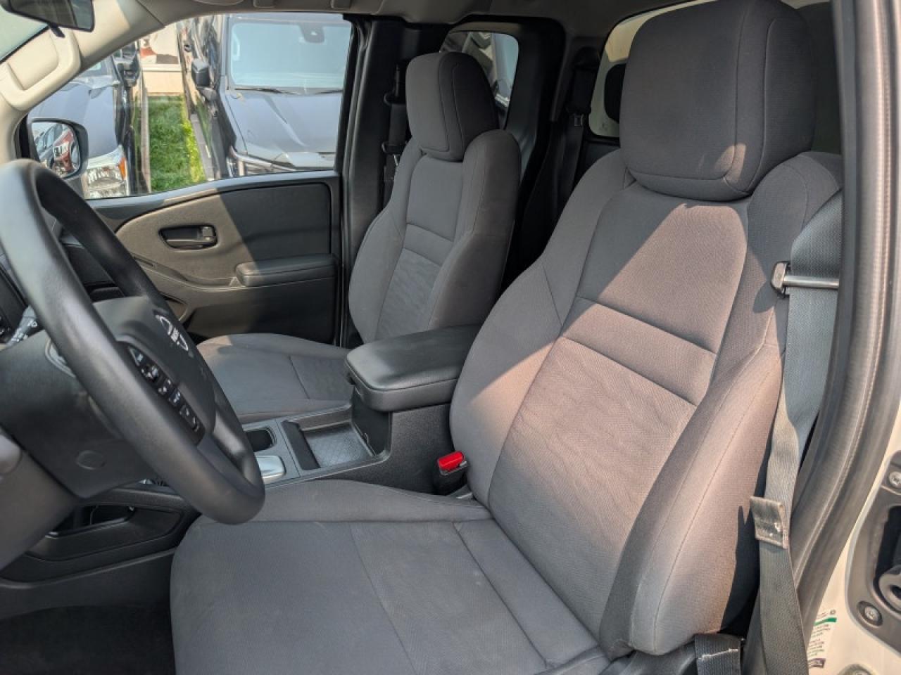 2022 Nissan Frontier S  **GREAT SAFETY FEATURES** Photo