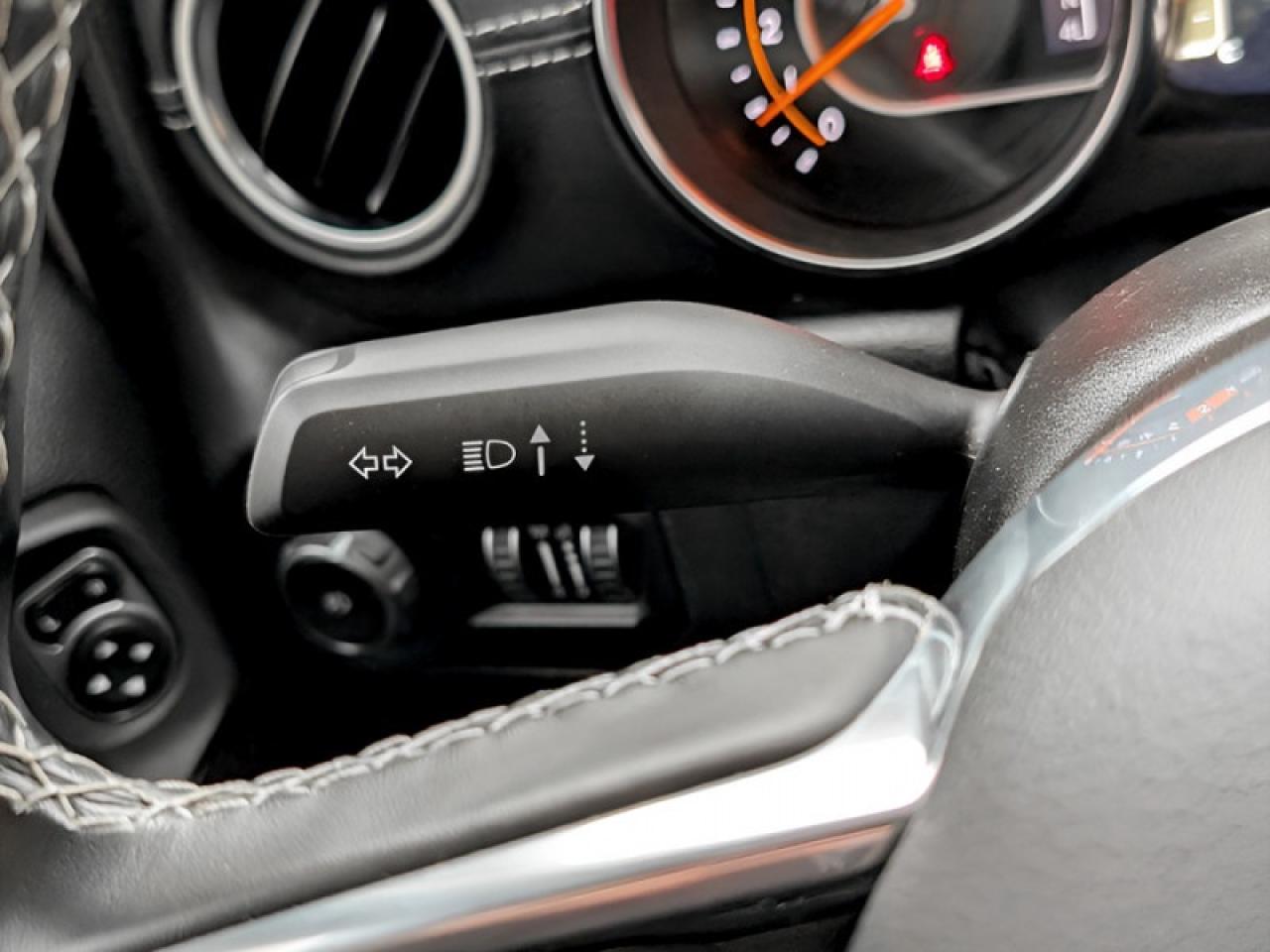 2021 Jeep Wrangler Sahara Unlimited  **LOW KMS - DIESEL** Photo