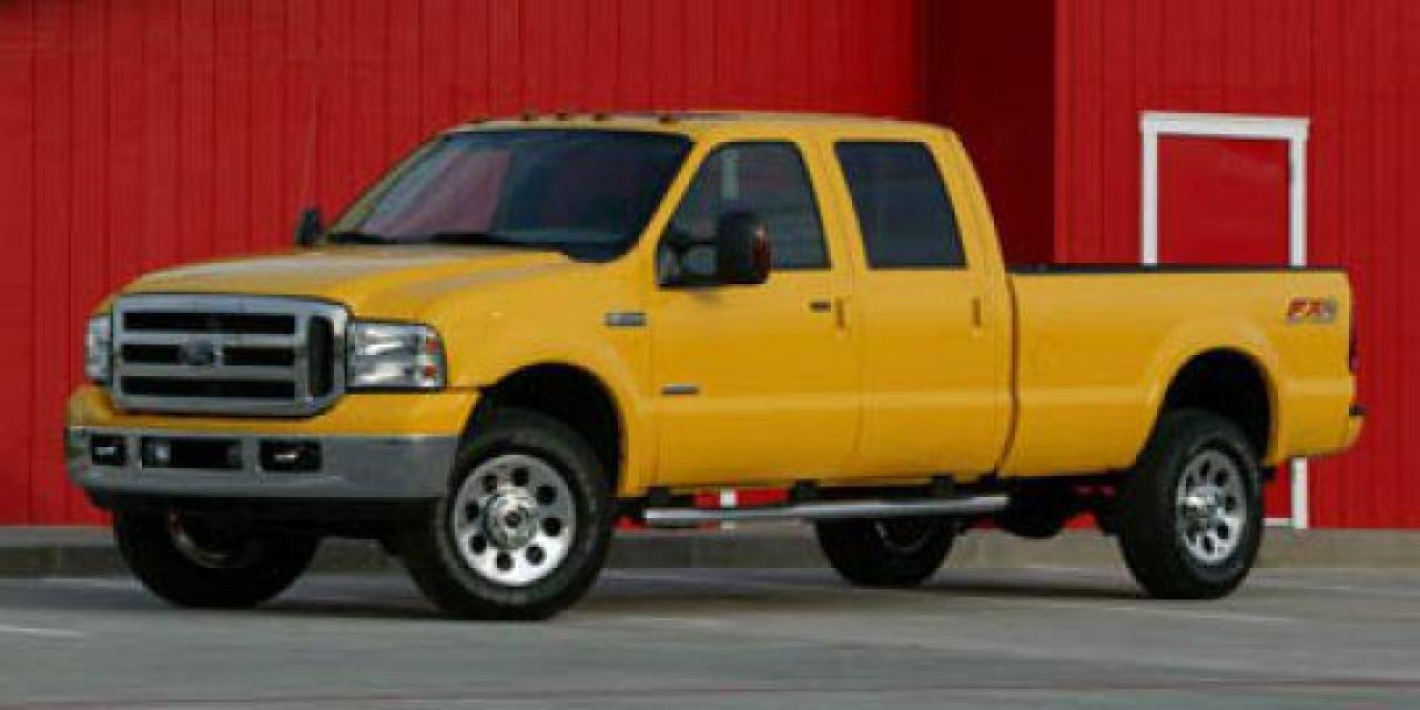 Used 2005 Ford F-350 Super Duty SRW Crew Cab 156 4WD XL SuperCrew for sale in Edmonton, AB