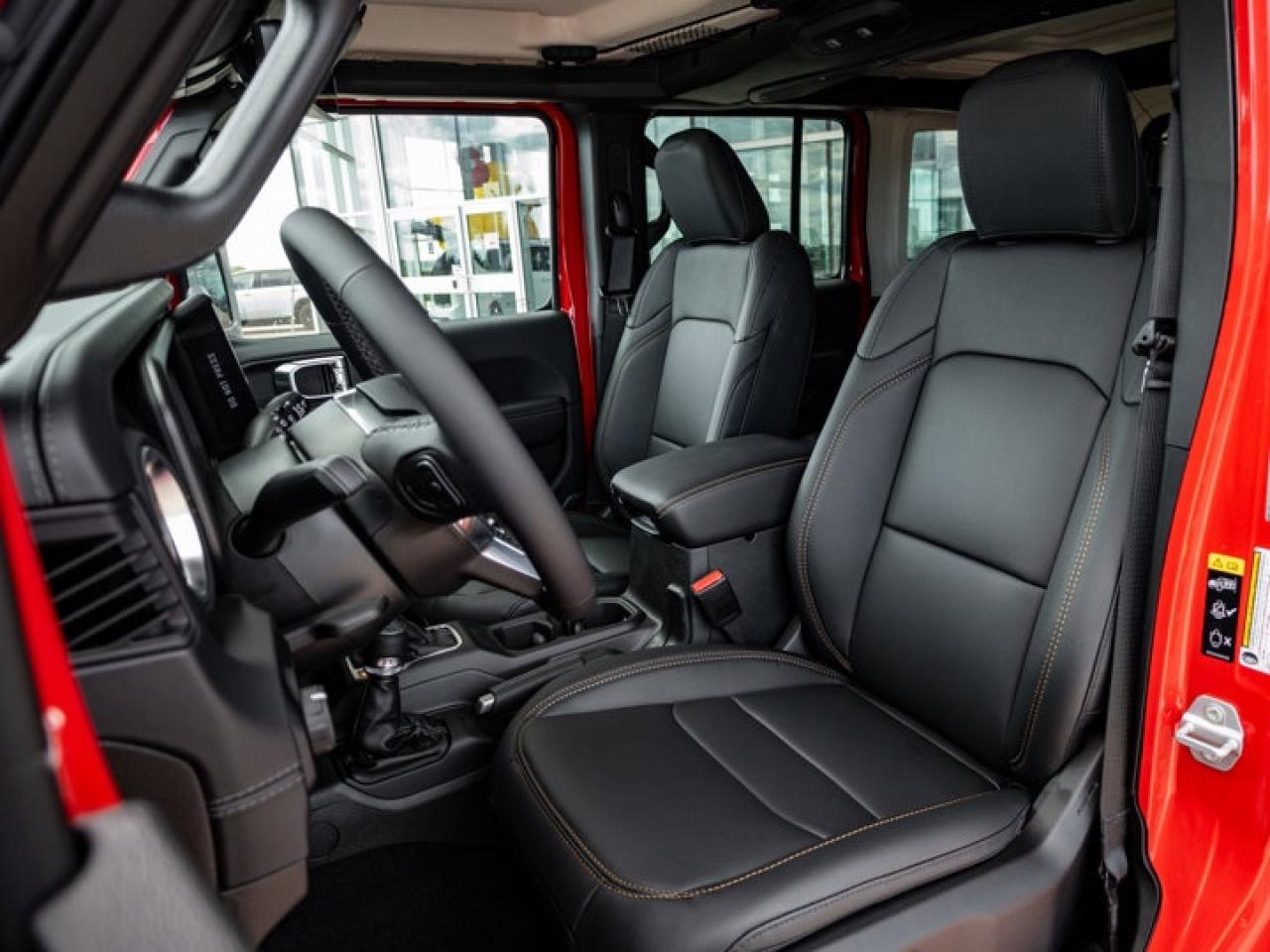 2025 Jeep Wrangler Sahara Photo