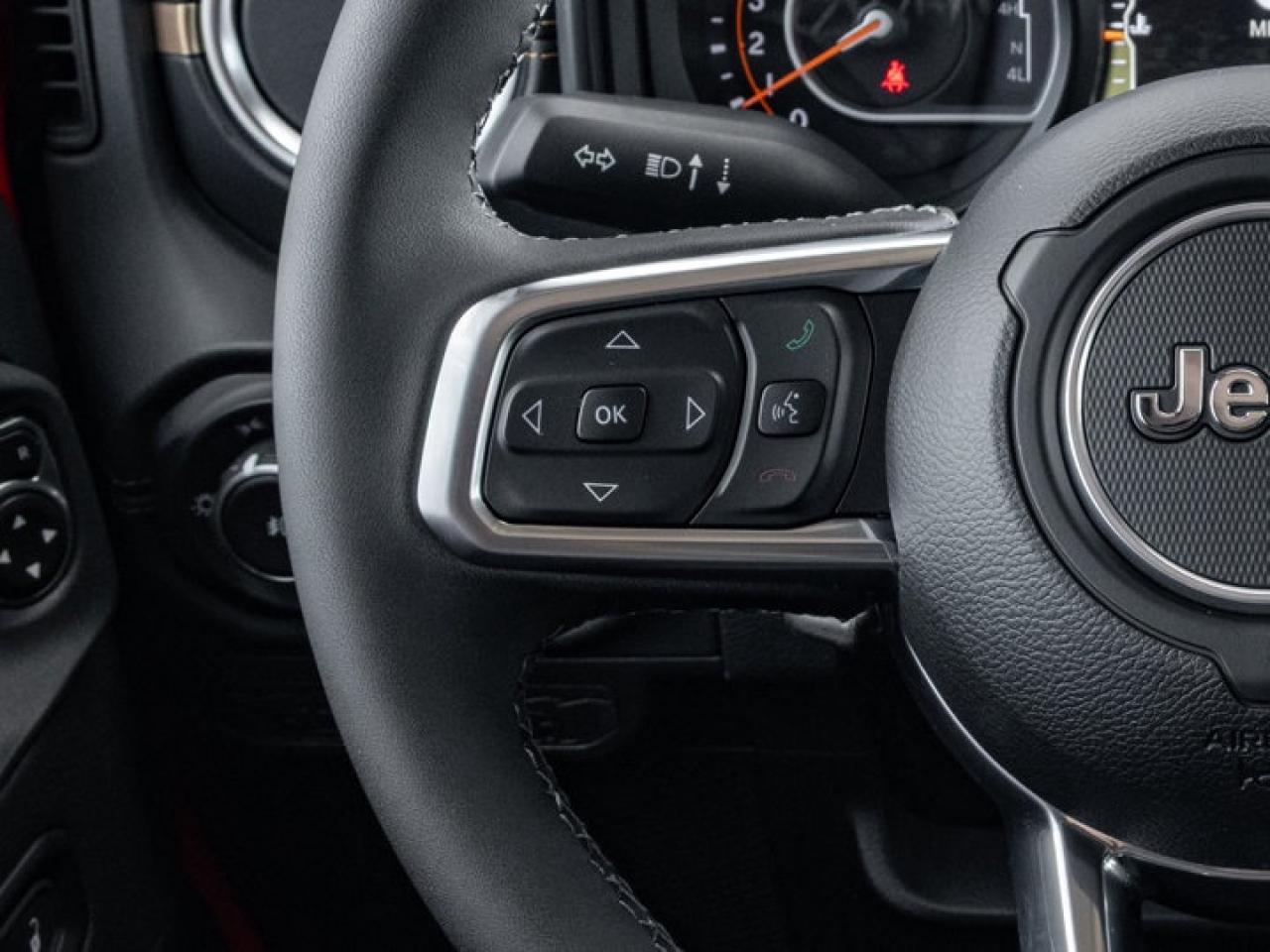 2025 Jeep Wrangler Sahara Photo