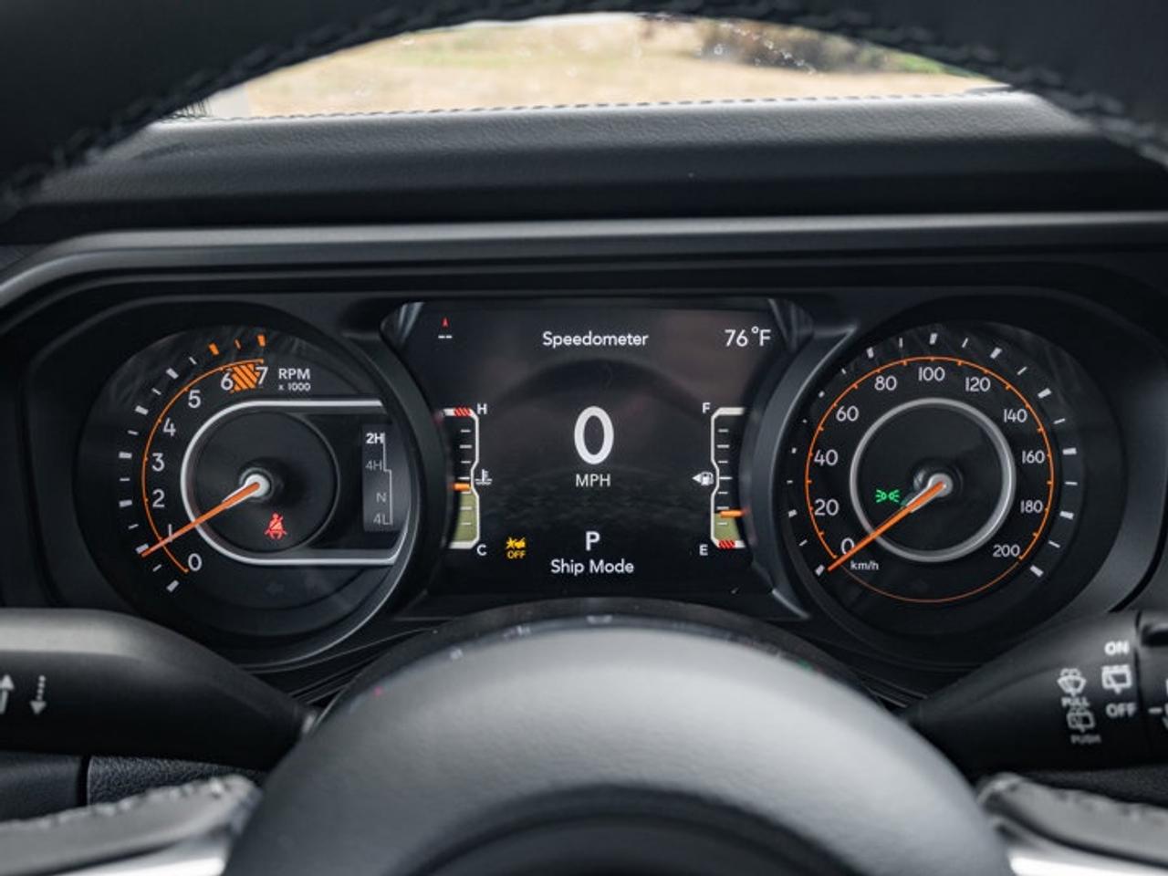 2025 Jeep Wrangler Sahara Photo