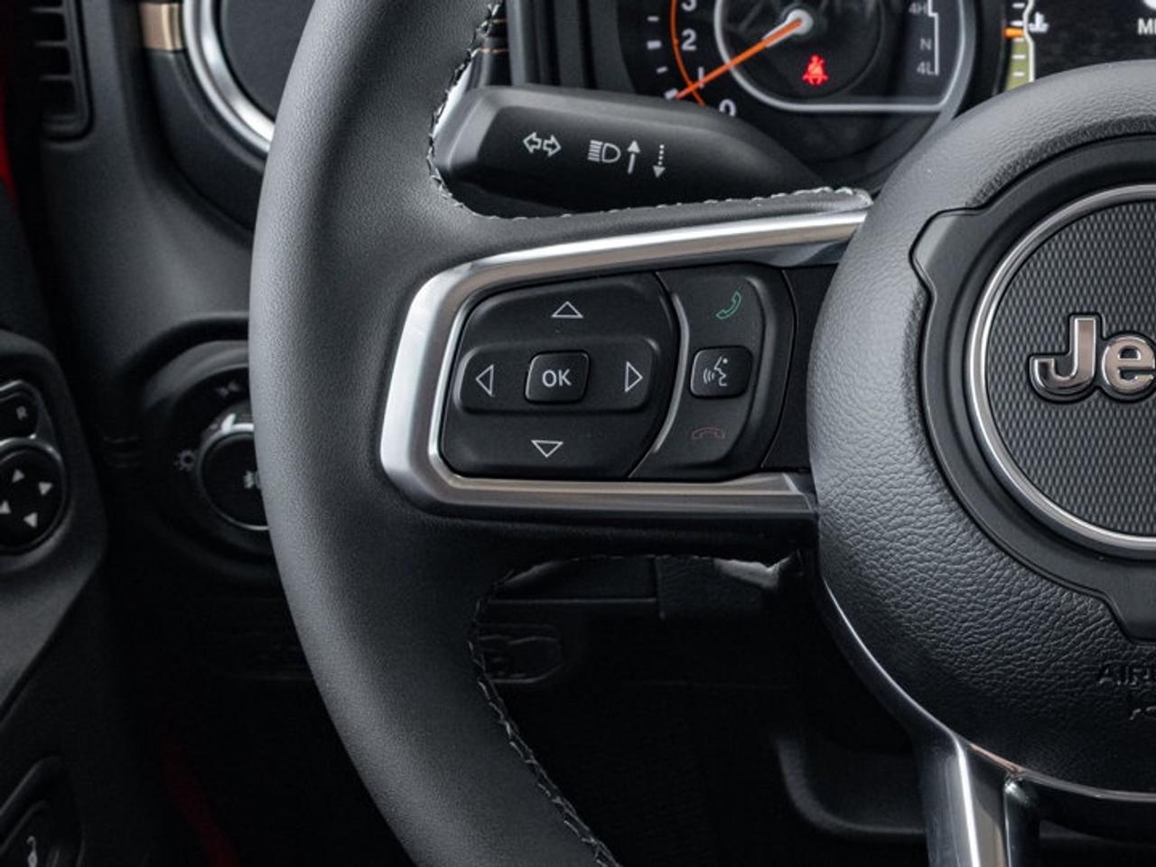 2025 Jeep Wrangler Sahara Photo