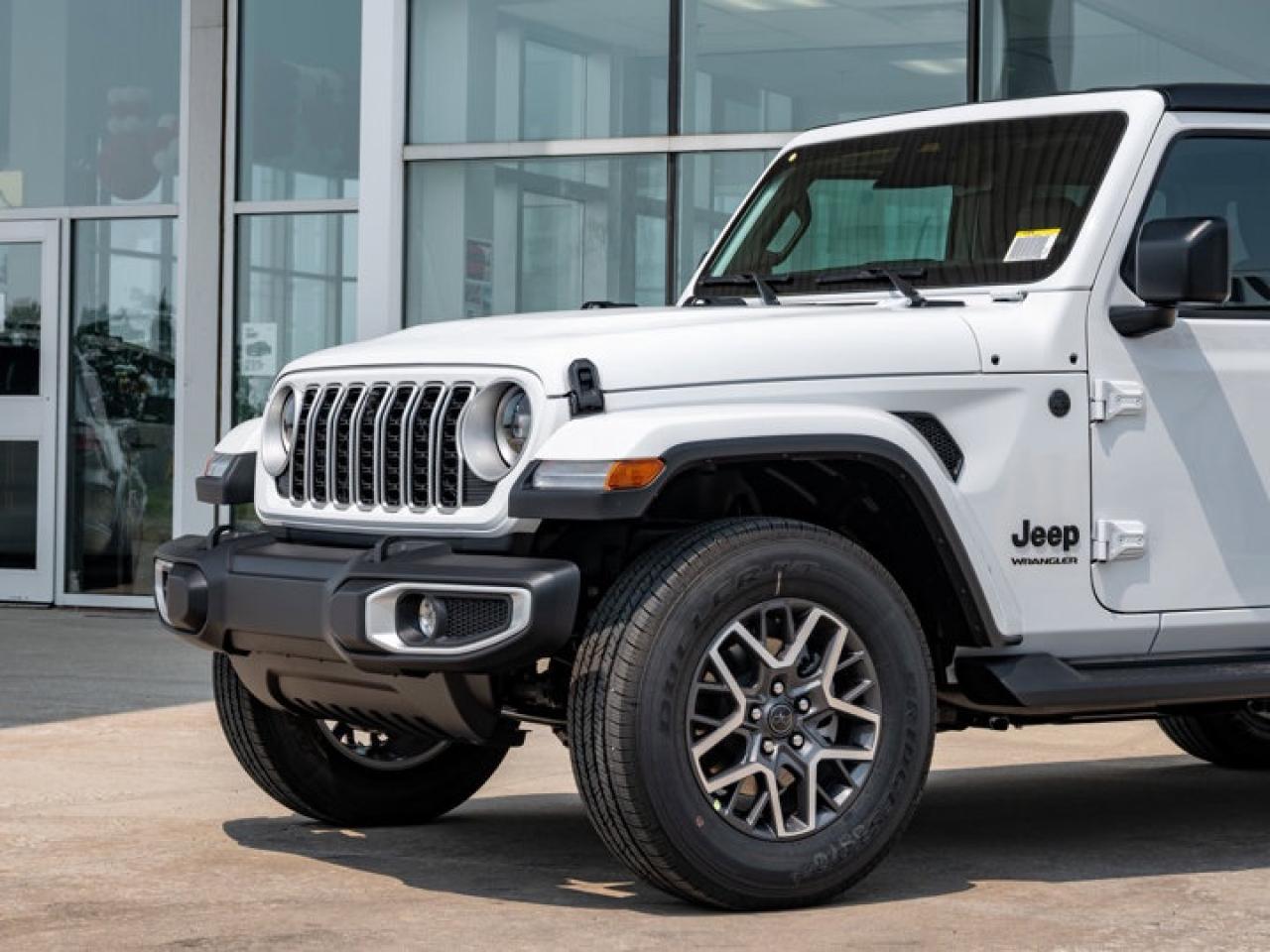 2025 Jeep Wrangler Sahara Photo