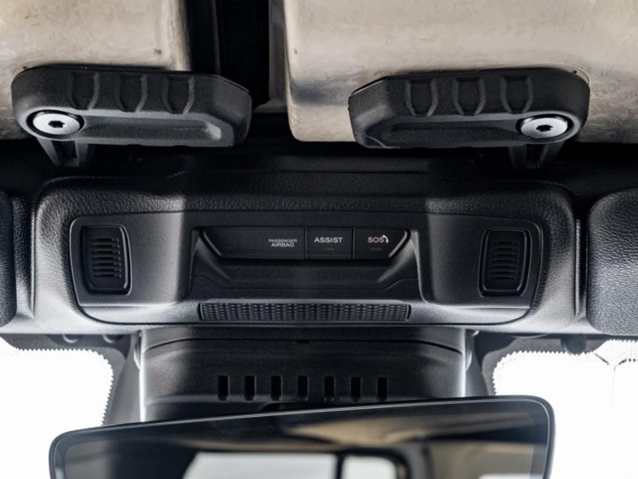 2025 Jeep Wrangler Sahara Photo