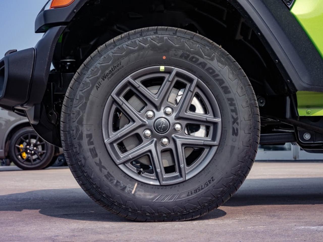 2025 Jeep Wrangler Sport S Photo