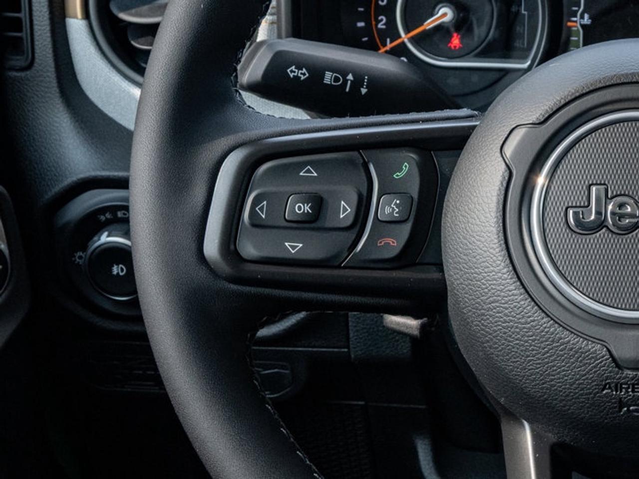 2025 Jeep Wrangler Sport S Photo