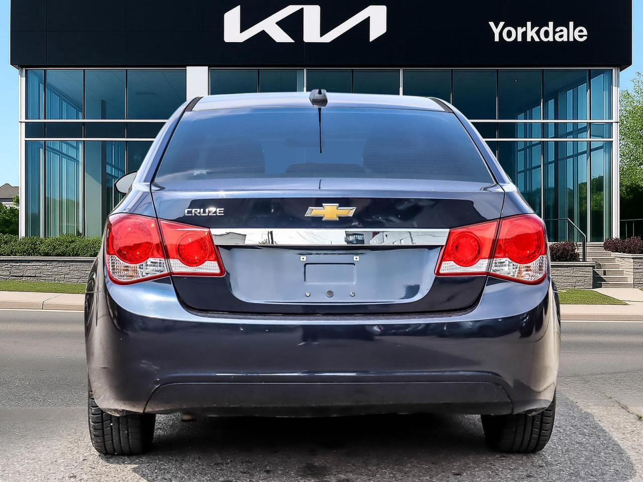 2016 Chevrolet Cruze Limited 2LS Photo2