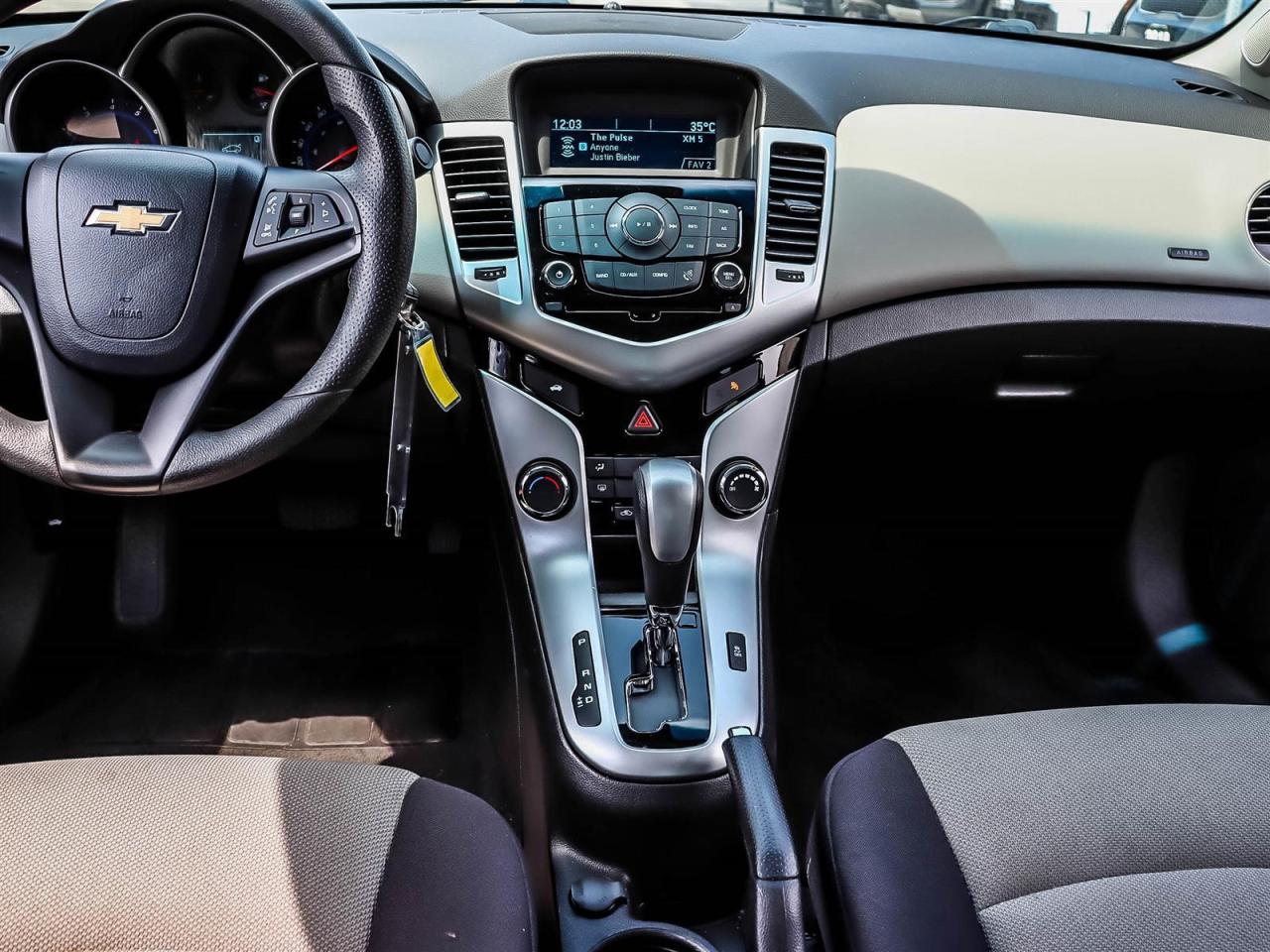 2016 Chevrolet Cruze Limited 2LS Photo