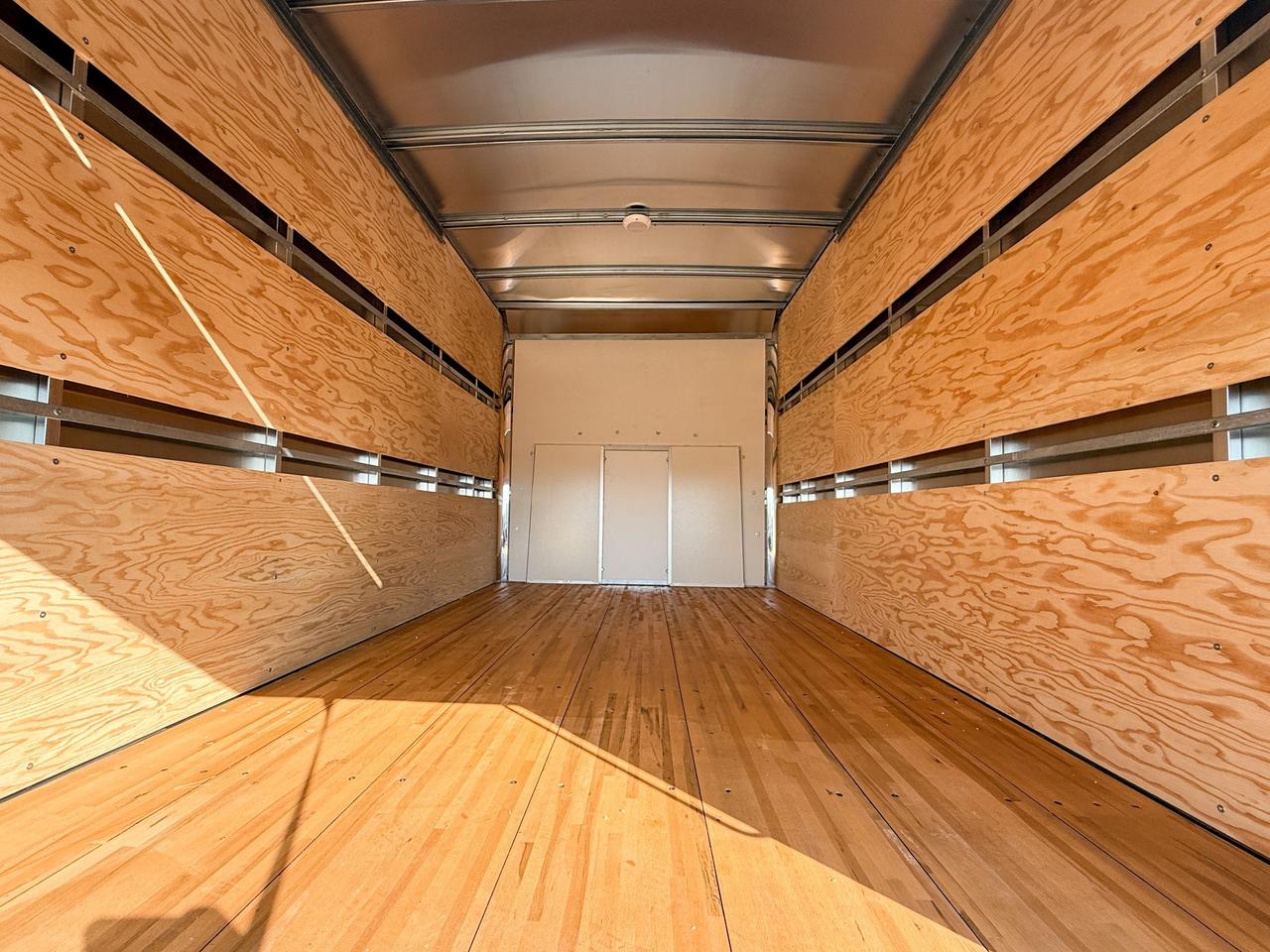 2025 GMC Savana Cutaway Work Van 4.3L V8 WITH REMOTE ENTRY, CRUISE CONTROL, A/C, REAR VISION CAMERA, AM/FM STEREO Photo