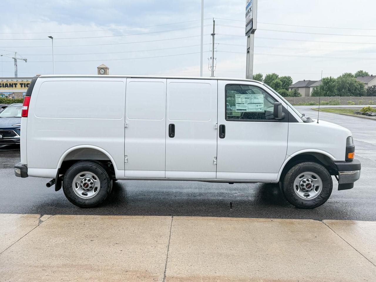 2025 GMC Savana 2500 Work Van 4.3L V6, REMOTE START/ENTRY, POWER DRIVER SEAT, AIR CONDITIONING, CRUISE CONTROL, MP3 PLAYER, BLUETOOTH, REAR VISION CAMERA Photo