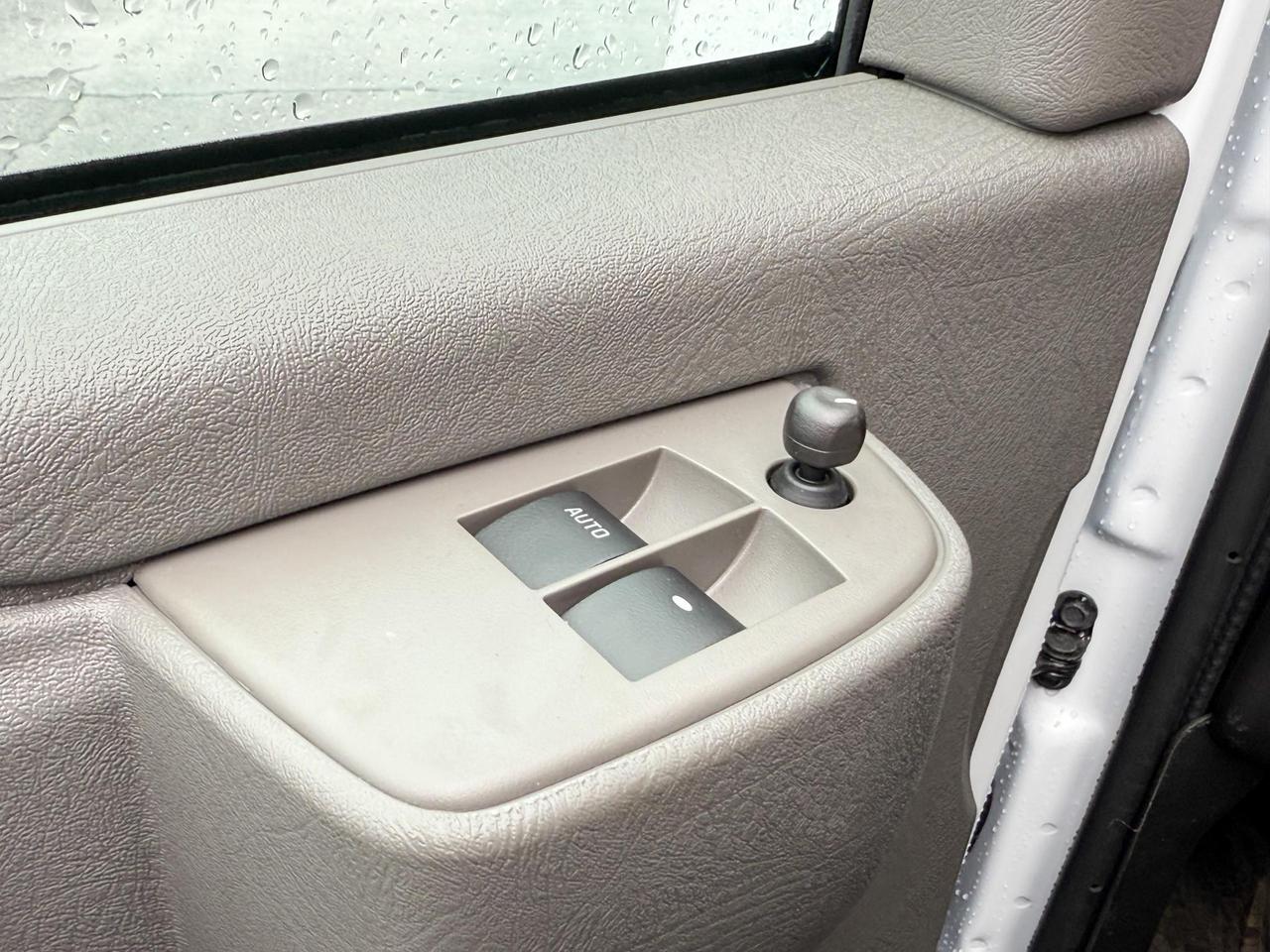 2025 GMC Savana 2500 Work Van 4.3L V6, REMOTE START/ENTRY, POWER DRIVER SEAT, AIR CONDITIONING, CRUISE CONTROL, MP3 PLAYER, BLUETOOTH, REAR VISION CAMERA Photo