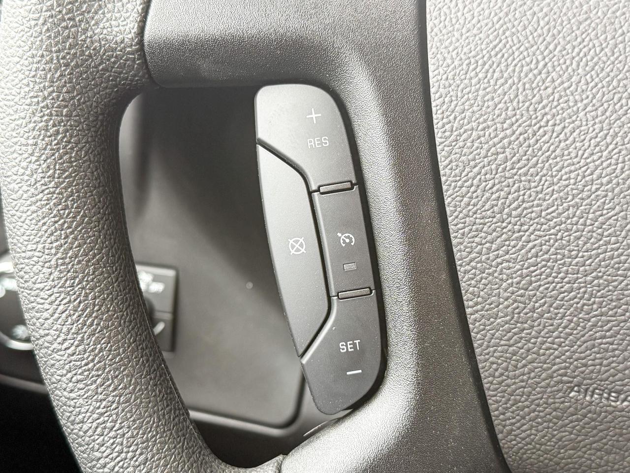 2025 GMC Savana 2500 Work Van 4.3L V6, REMOTE START/ENTRY, POWER DRIVER SEAT, AIR CONDITIONING, CRUISE CONTROL, MP3 PLAYER, BLUETOOTH, REAR VISION CAMERA Photo