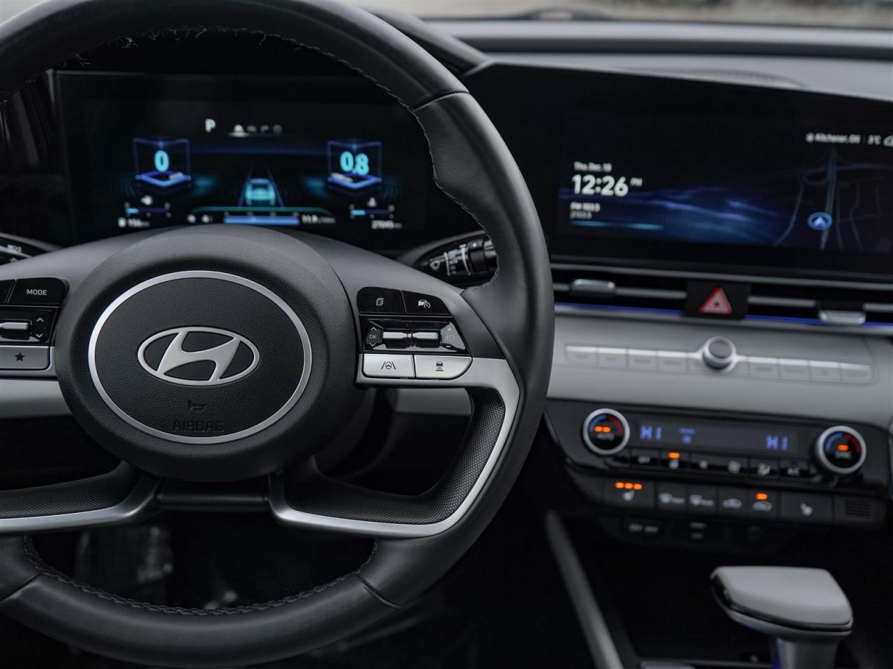 2024 Hyundai Elantra LUXURY | NAV | LTHR | NO ACCIDENTS Photo