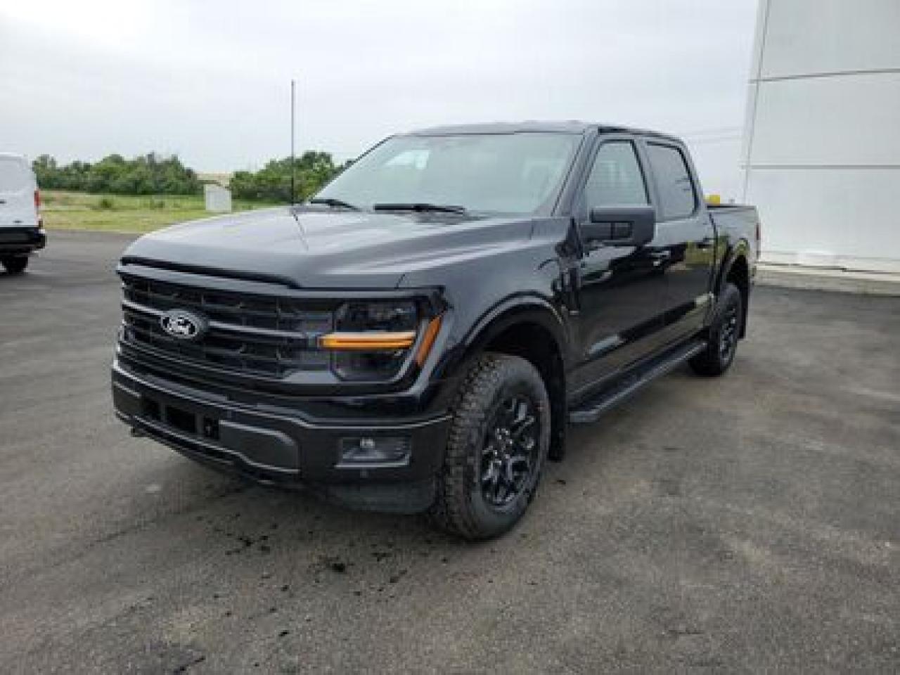 New 2025 Ford F-150 XLT W/ 360 DEGREE CAMERA for sale in Moose Jaw, SK