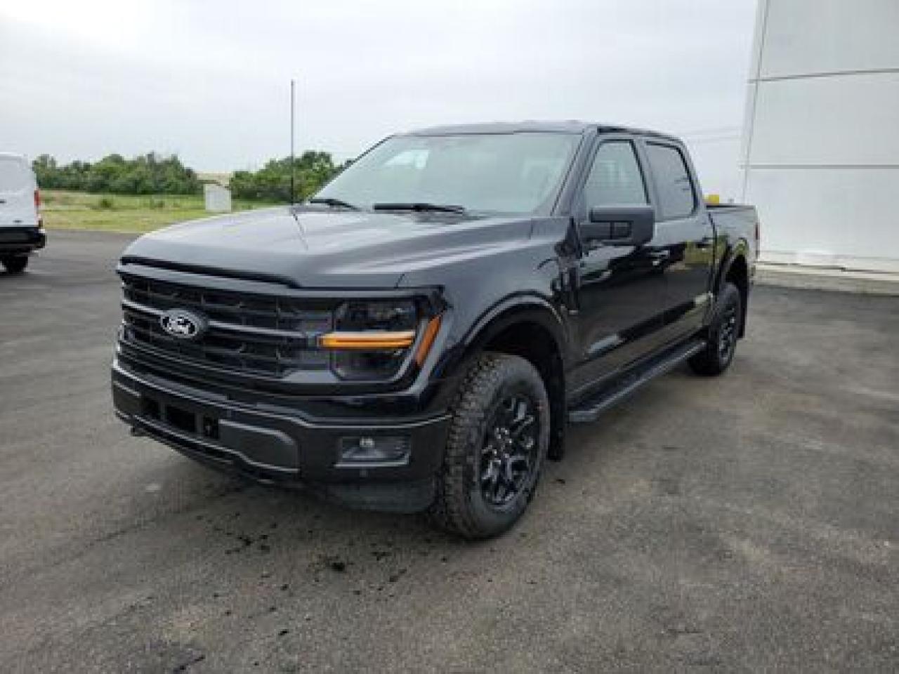 New 2025 Ford F-150 XLT W/ 360 DEGREE CAMERA for sale in Moose Jaw, SK