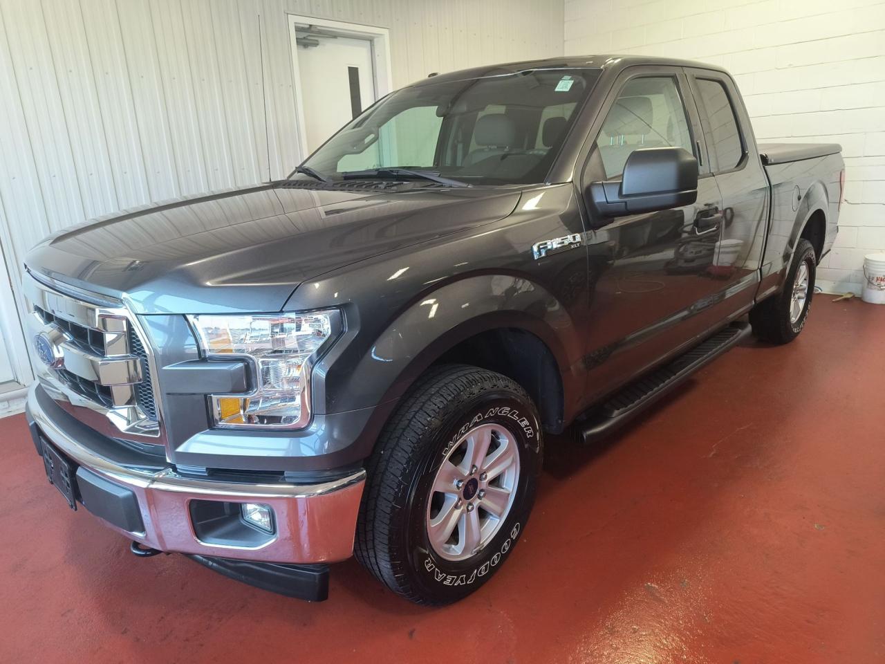 Used 2017 Ford F-150 XLT for sale in Pembroke, ON