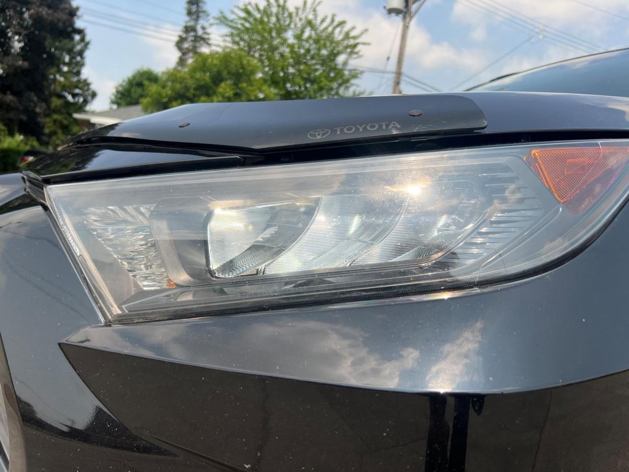 2020 Toyota RAV4 Hybrid LE - Photo #11