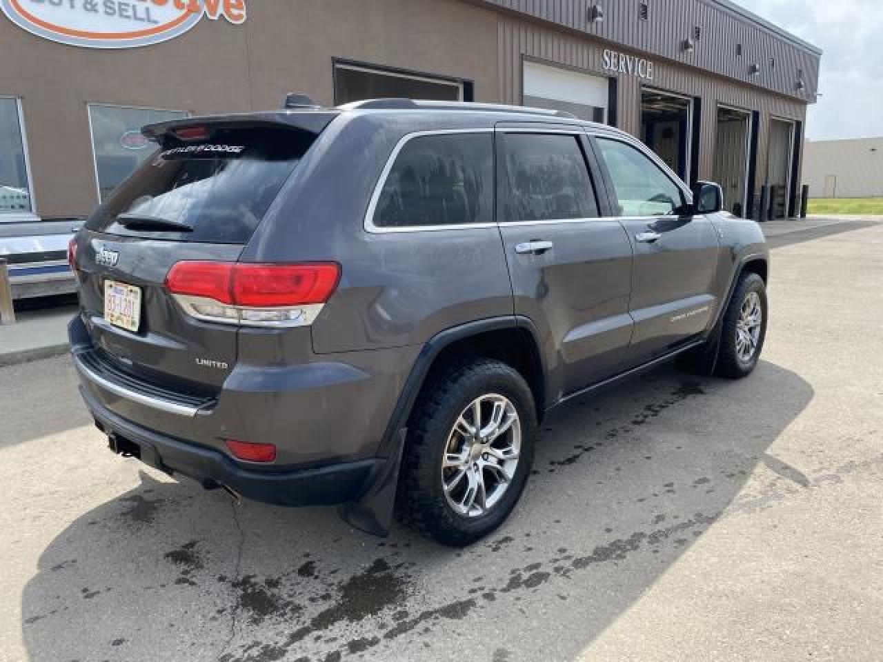 2016 Jeep Grand Cherokee LIMITED 4WD - Photo #2