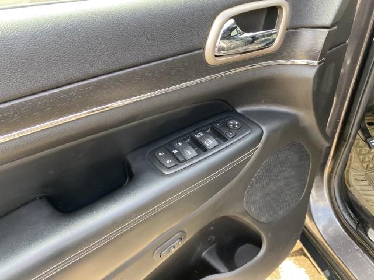 2016 Jeep Grand Cherokee LIMITED 4WD - Photo #11