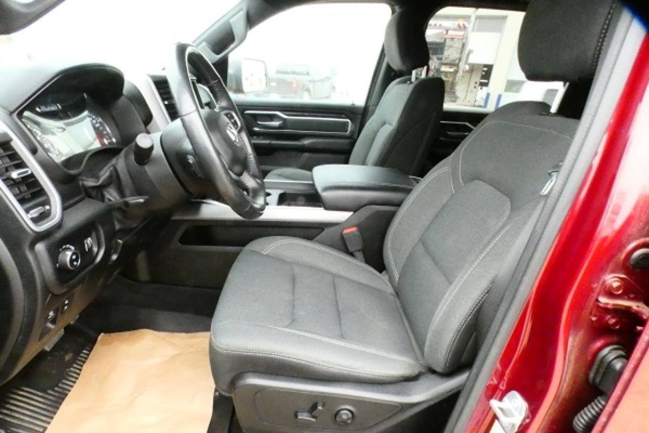 2020 Dodge Ram 1500 Big Horn 4x4 Crew Cab w/Htd cloth, BUC - Photo #10