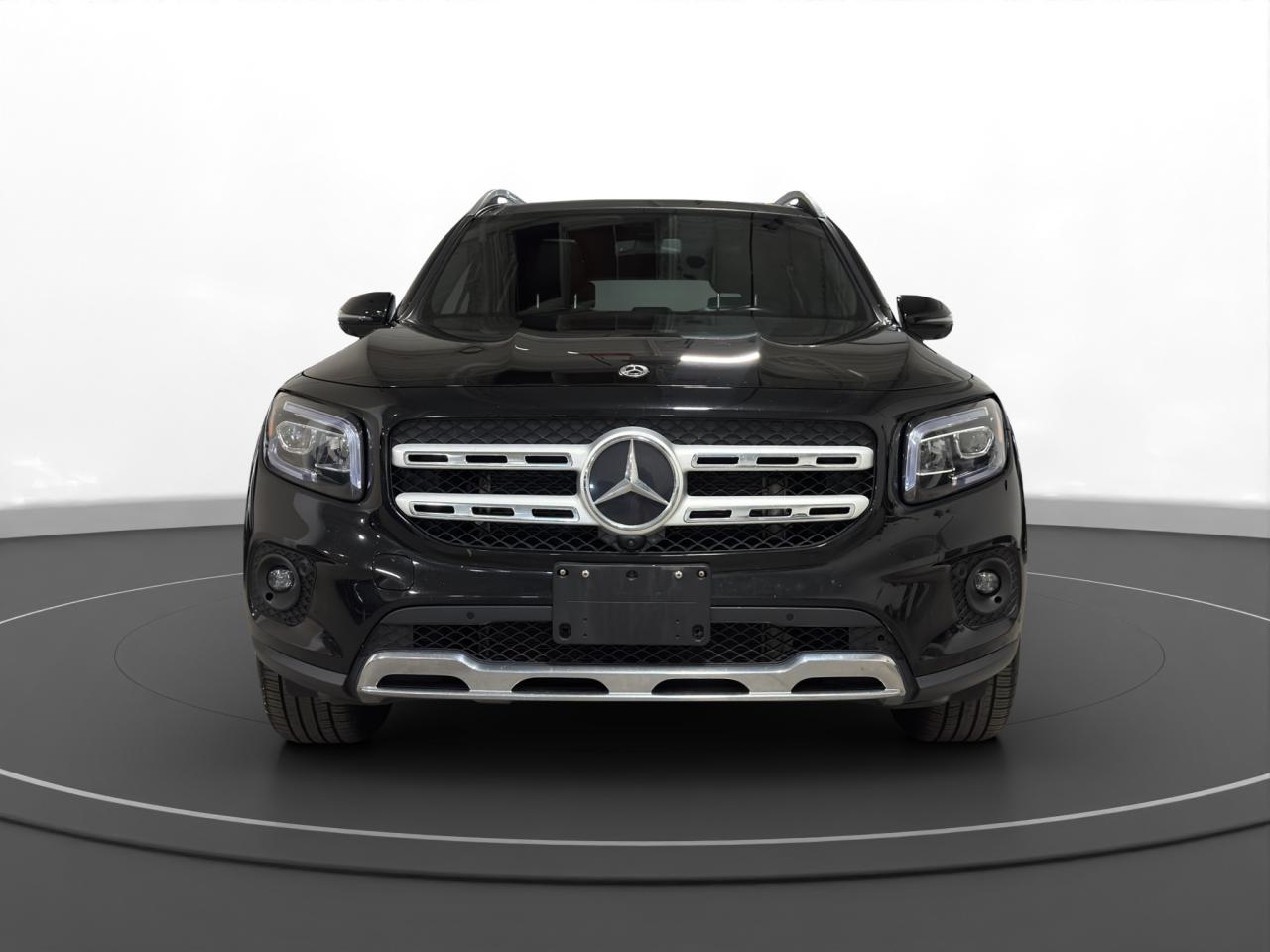2021 Mercedes-Benz GLB GLB 250 - Photo #2