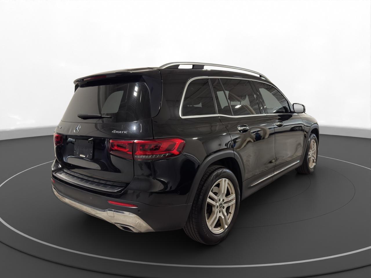2021 Mercedes-Benz GLB GLB 250 - Photo #7