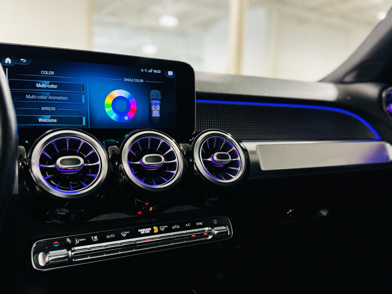 2021 Mercedes-Benz GLB GLB 250 - Photo #21