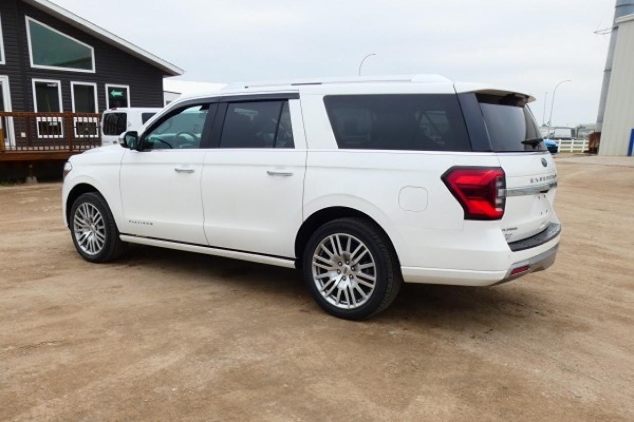2023 Ford Expedition Platinum Max 4x4 w/H&C L. pano S/R, NAV, BUC, PRB - Photo #8