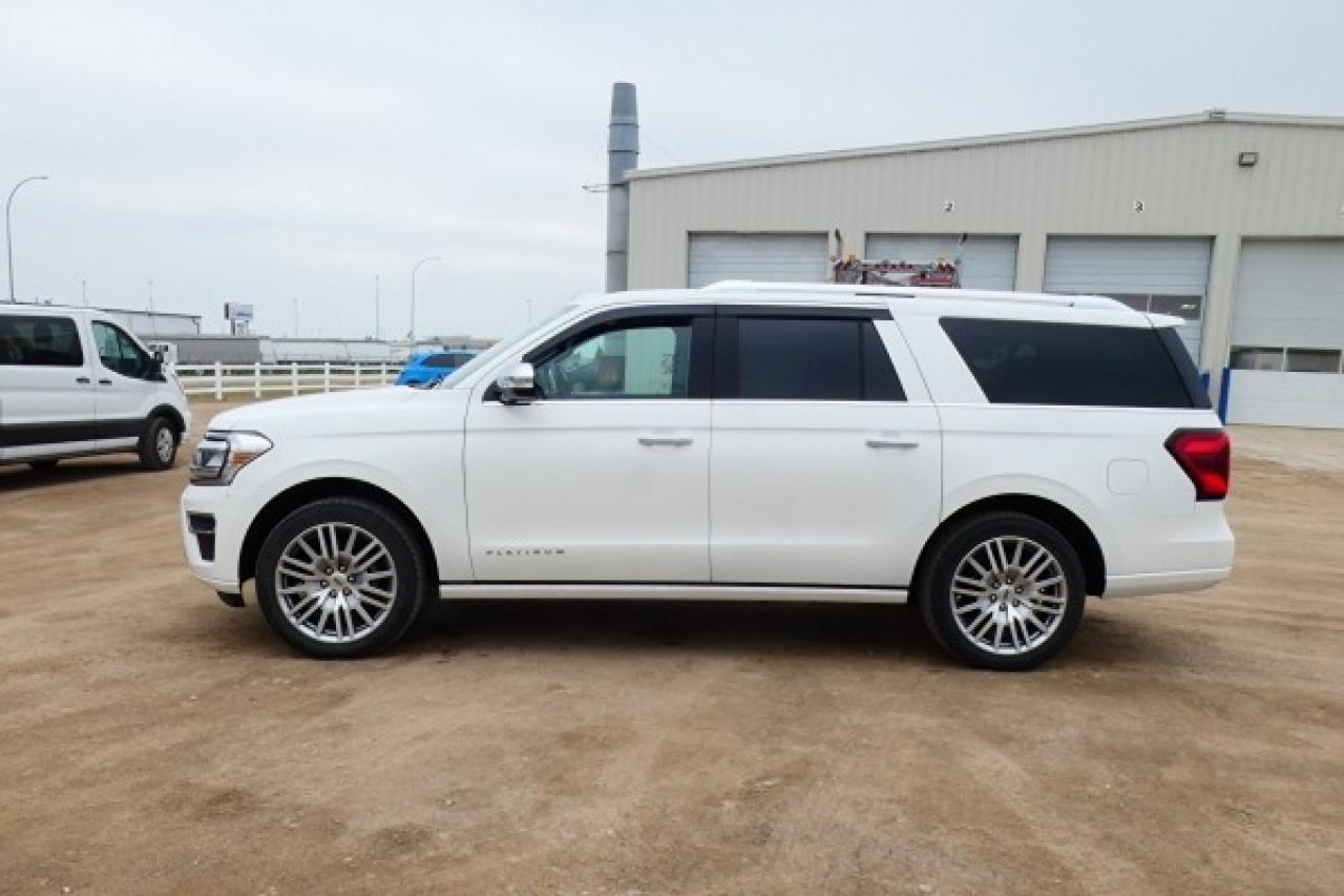 2023 Ford Expedition Platinum Max 4x4 w/H&C L. pano S/R, NAV, BUC, PRB - Photo #1