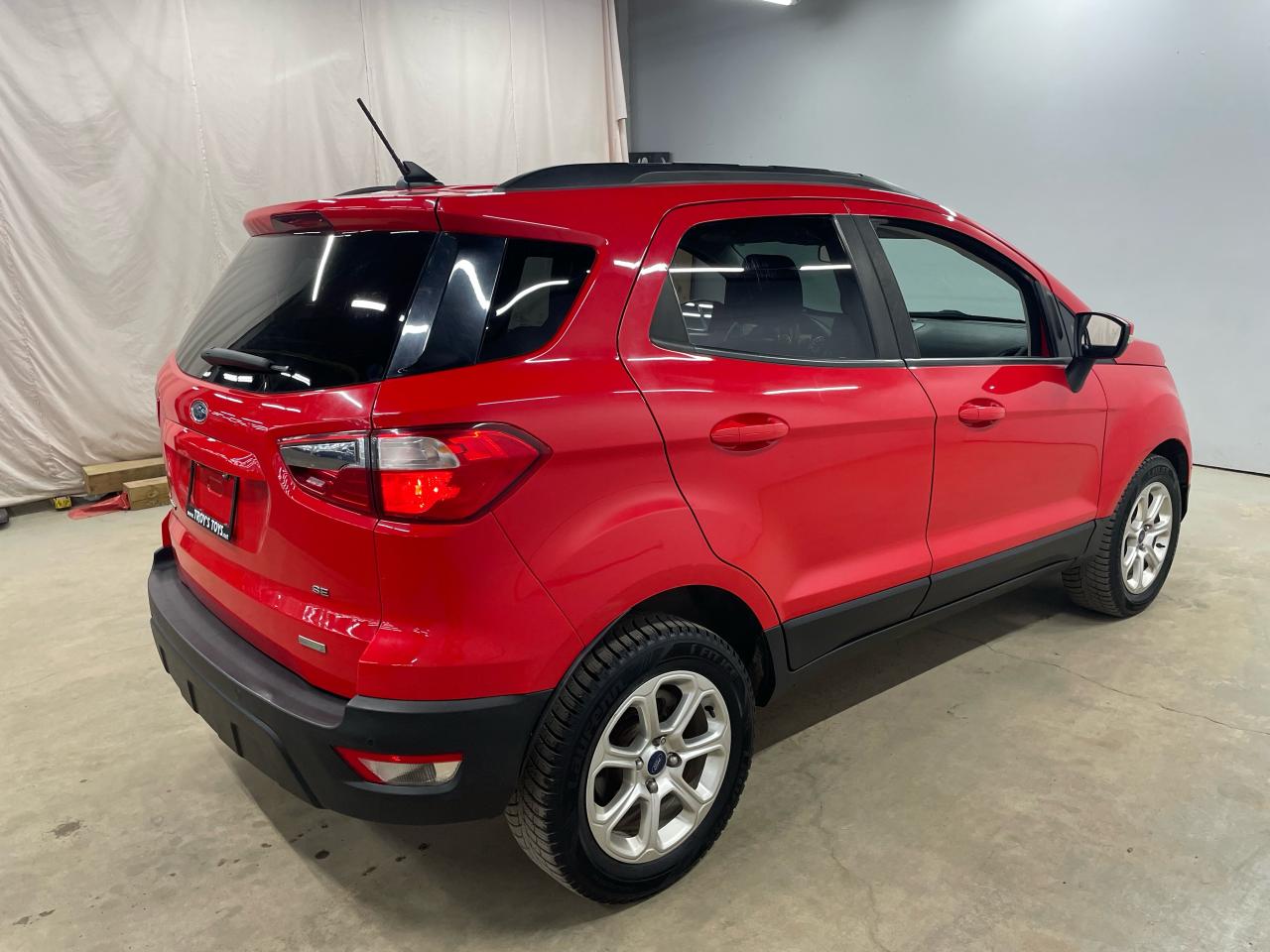 2018 Ford EcoSport SE FWD | LOW KMS | SUNROOF | SIDE-HINGED REAR DOOR Photo